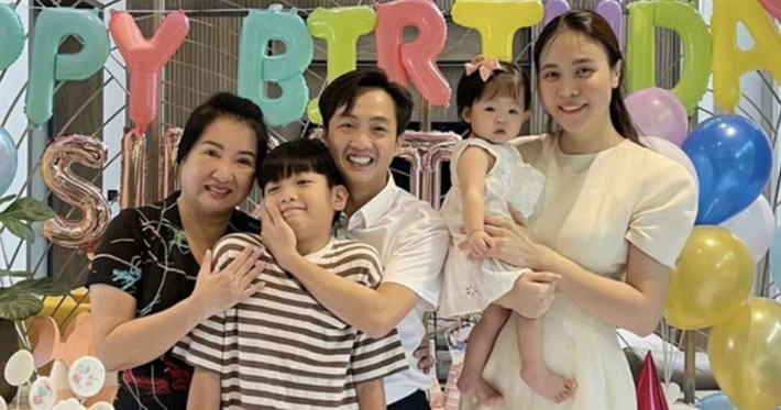 Khi Đàm Thu Trang và Cường Đô La có con gái Suchin, nhiều người nhận xét nhóc tỳ này rất giống bà nội quyền lực.