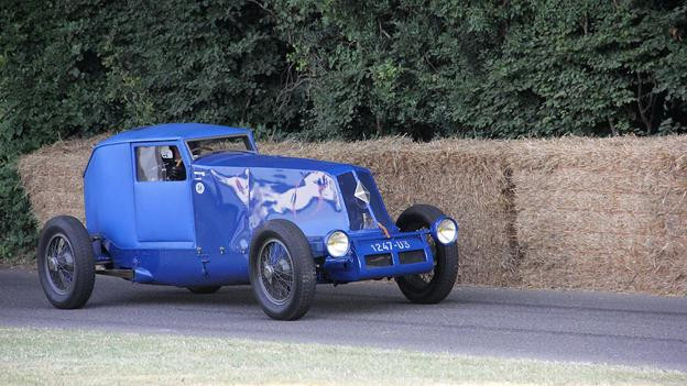 Cặp siêu xe 1929 Renault 40CV.