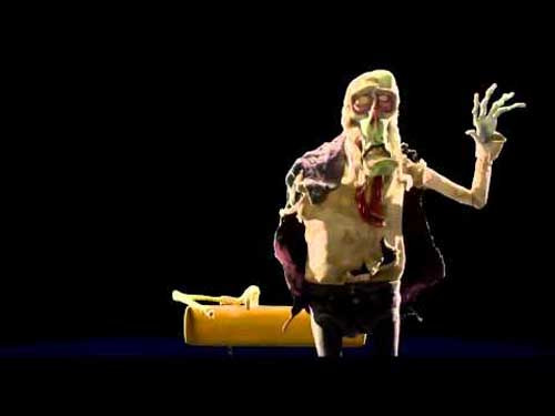 Theo một số truyền thuyết ở Scandinavi, zombie được gọi là draugr. Theo đó, draugr chiến binh dũng mãnh nhưng sau khi qua đời họ không nằm yên trong mộ. Họ đã quay trở lại lại thế giới và tấn công con người. Để giết chết một draugr, người ta phải cắt đầu của nó, đốt cháy thi thể và rải tro của nó ra biển.