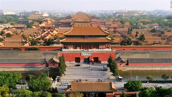 Bắc Kinh (Trung Quốc): Thủ đô của Trung Quốc đã đầu tư mạnh vào kiến trúc hiện đại suốt 2 thập kỷ qua, nhưng không tòa nhà mới nào có thể huy hoàng như khu vực di sản lịch sử của thành phố, bao gồm Tử Cấm Thành.