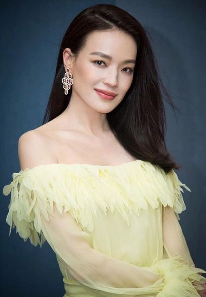 Thư Kỳ từng tâm sự, bản thân không dám nghĩ đến tình yêu chân chính hay lập gia đình, chỉ vì “vết nhơ” trong quá khứ.