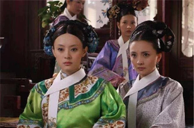 Một số người thắc mắc rằng, việc ân ái với hoàng đế vào ban đêm quá lâu? Không phải như vậy. Bởi vì không giống như các triều đại khác, để bảo đảm cho tính mạng của hoàng đế được an toàn, bất kể phi tần nào cũng cần để cho hoàng đế có thời gian ngủ nghỉ, ngoại trừ hoàng hậu.