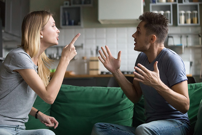 Hơn nữa, nếu một người có những thói quen xấu thì sẽ trở nên vô trách nhiệm, thiếu động lực và ích kỷ, một người như vậy làm sao có thể tạo nên hạnh phúc gia đình?