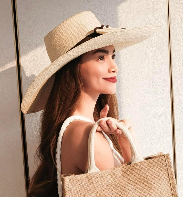 Hồ Ngọc Hà gợi ý trang phục đi biển.