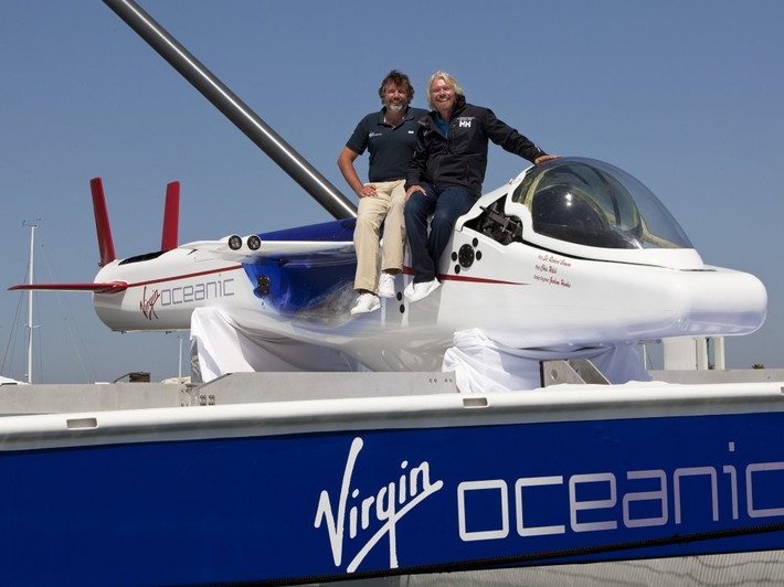 Năm 2011, Branson thành lập công ty Virgin Oceanic với kế hoạch lặn sâu xuống biển để khám phá những nơi chưa ai đặt chân tới.