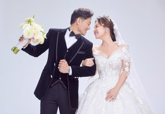 Cả 2 hiện tại mong muốn có con song họ quan niệm con là của Trời cho nên để mọi thứ tự nhiên.