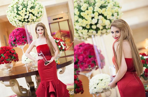 Tại sự kiện, người mẫu Tây Ban Nha được các nhà tạo mẫu tóc bình chọn là người có mái tóc quyết rũ nhất.