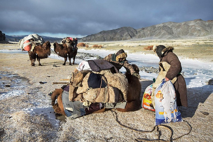 Người Kazakhstan đi theo đúng lộ trình truyền thống, họ đi hết 150 km trong 5 ngày. Ảnh: Getty Images.
