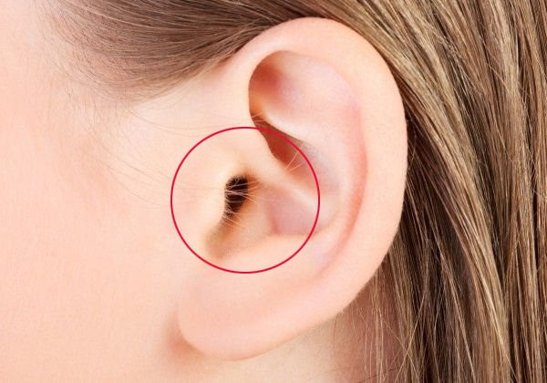 Người này vốn thông minh, nhanh nhạy, giỏi giang hơn người. Họ nhạy bén với thời cuộc, biết phán đoán, nhìn xa trông rộng nên con đường công danh sự nghiệp gặt hái được nhiều thành công. Ngoài ra, người này còn có quý nhân dẫn đường chỉ lối, vượt qua những giai đoạn khó khăn trong cuộc sống. * Thông tin mang tính chất tham khảo, chiêm nghiệm.