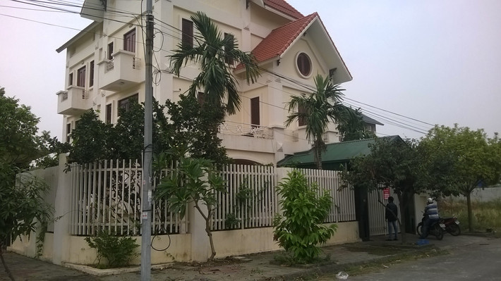 Một nhóm đối tượng người nước ngoài đến địa bàn TP Hải Phòng sinh sống nhưng sau đó lại bỏ đi nơi khác. Quá trình rà soát cho thấy, nhóm đối tượng trên có quốc tịch Trung Quốc và Đài Loan. Họ thường thuê những căn biệt thự ở nơi vắng vẻ và ít khi giao tiếp với bên ngoài.