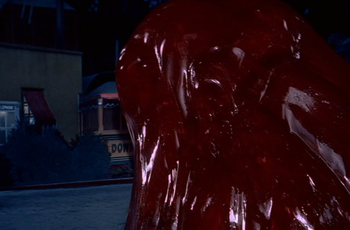 Blob (The Blob, 1958) - Một loài bí ẩn tới từ hành tinh khác, với hình thù kỳ quái như một viên thạch khổng lồ tới trái đất và giết tất cả những người mà nó nhìn thấy.