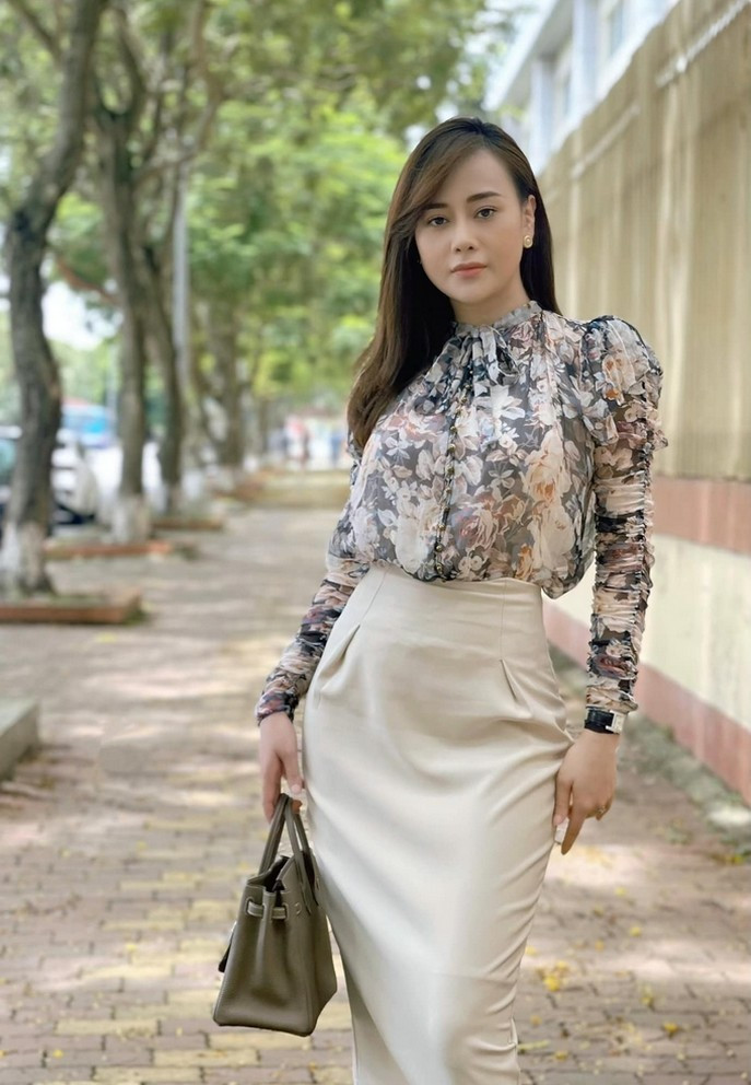 Sao Việt hôm nay 31/8: Phương Oanh khoe một trong số những tạo hình "sang chảnh" mà nhân vật cô sẽ diện sắp tới trong phim "Hương vị tình thân".
