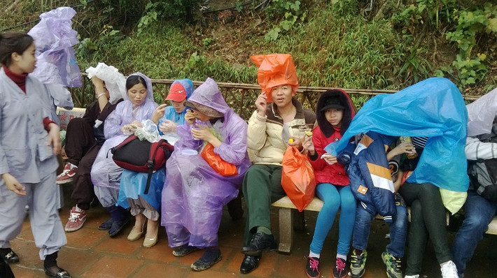 Phút nghỉ ngơi trên hành trình hành hương.