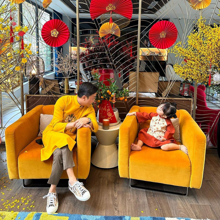 Cường Đô La đăng ảnh đáng yêu bên con gái.