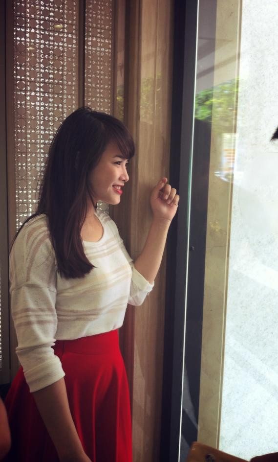 Và Khánh Giang cũng cảm thấy rất thất vọng khi không được xem cầu thủ yêu thích của mình là Neymar, tuyển Brazil chơi nữa tại World Cup.