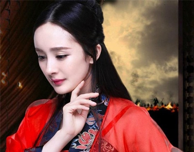 Ngô Nhật Khánh trong lòng vẫn nuôi chí phục thù, mong dựng lại cơ đồ nhà Ngô. Ông tìm mọi cách để chống lại vua Đinh, liên hệ với vua Chiêm Thành để mưu đồ phản nghịch song lại bị chết đuối trong một cuộc hành quân.