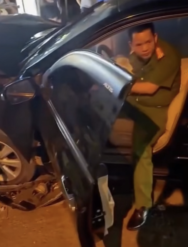 Giám đốc Công an tỉnh Bắc Ninh quyết định cách chức Đội trưởng đối với Trung tá Hồ Sỹ Phong - lái xe say xỉn gây tai nạn liên hoàn. s.png