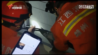 Giải cứu em bé trong ngăn nhận thư, lý do khó ngờ Giai cuu em be trong ngan nhan thu, ly do kho ngo 