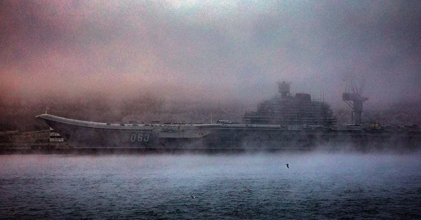 Những hình ảnh mới nhất của tàu sân bay Kuznetsov: Vẫn còn ngổn ngang