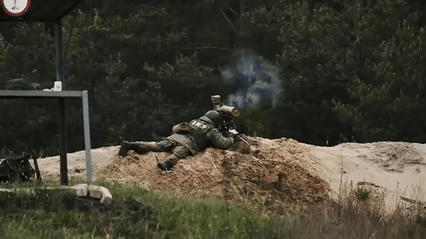 Được thử nghiệm năm 1962 và chính thức được đưa vào biên chế trang bị của Quân đội Liên Xô năm 1974.