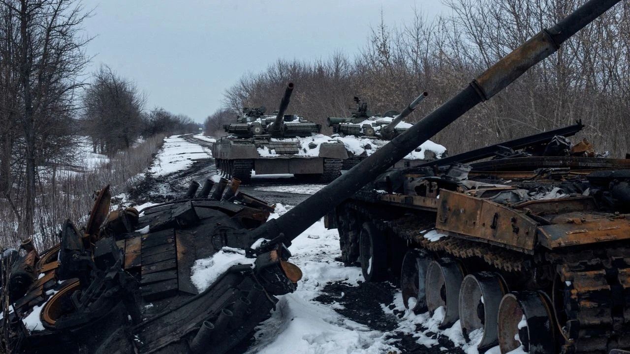 Chuyên gia lý giải cách đối phó với đoàn xe 62 km của Nga