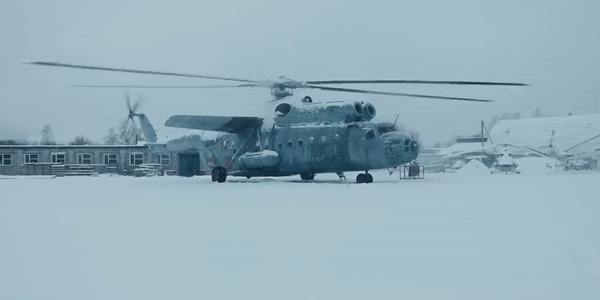 Để thay thế khoảng trống Mi-6 để lại, Việt Nam đã mua trực thăng hạng trung Mi-8/17.