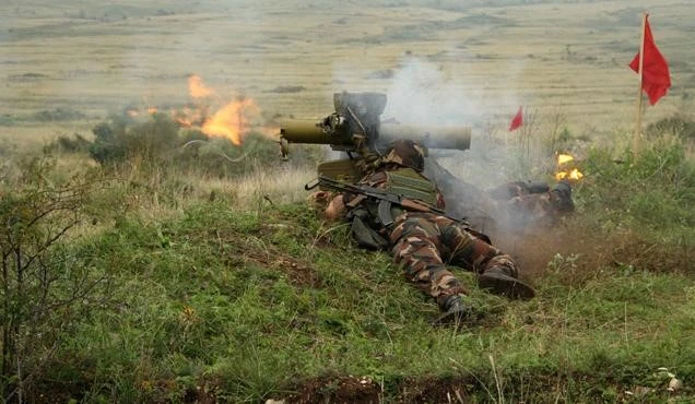 Dân quân miền Đông phá hủy xe tải quân đội Ukraine bằng tên lửa chống tăng