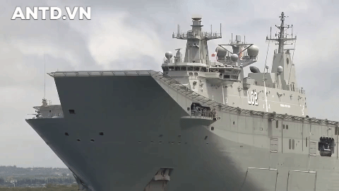 Nhóm Tác chiến Nỗ lực Ấn Độ Dương - Thái Bình Dương 2021 (IPE21) của Australia gồm tàu đổ bộ HMAS Canberra, tàu hộ vệ tên lửa HMAS Anzac và tàu tiếp dầu HMAS Sirius vừa cập cảng quốc tế Cam Ranh ở tỉnh Khánh Hòa.