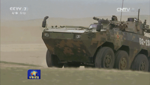 CCTV đưa tin tập đoàn quân 72 huấn luyện các chiến thuật chuyển khí tài khẩn cấp lên tàu, vận chuyển đường dài và tiến công bờ biển trong điều kiện phức tạp nhằm tăng năng lực tác chiến đổ bộ của binh sĩ.