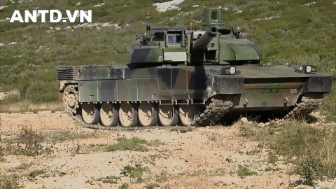 "Bất kỳ lời đe dọa chuyển quân nào của Pháp tới Donbass của Ukraine đều trở nên phi lý khi số xe tăng của họ quá ít, thậm chí ít hơn cả Ba Lan, điều này cho thấy dù Pháp là một trong số những quốc gia chủ chốt NATO nhưng tiềm lực quân sự lại đang ở mức cực thấp", chuyên gia phân tích của Avia nhận định.