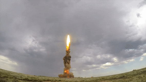 Mặc dù các tổ hợp tên lửa S-300 và S-400 của Nga vừa có màn trình diễn không mấy thuyết phục ở chiến trường Syria, tuy nhiên sự ra đời của tên lửa phòng không S-500 lại đã chứng minh rằng, Moscow hoàn toàn tin tưởng vào hệ thống S-300 và S-400 của nước này.