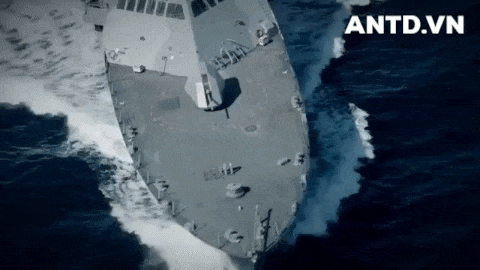 Hôm cuối tuần vừa rồi, Hải quân Mỹ cho biết việc tiếp nhận lớp tàu Freedom từ tập đoàn Lockheed Martin sẽ không được nối lại cho đến khi vấn đề "khiếm khuyết vật liệu" trong hộp số được khắc phục.