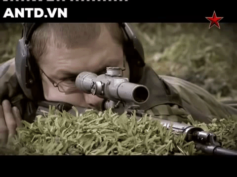 Trong số những tượng đài về súng bắn tỉa không thể không kể đến Dragunov SVD - khẩu súng bắn tỉa huyền thoại do Liên Xô chế tạo.