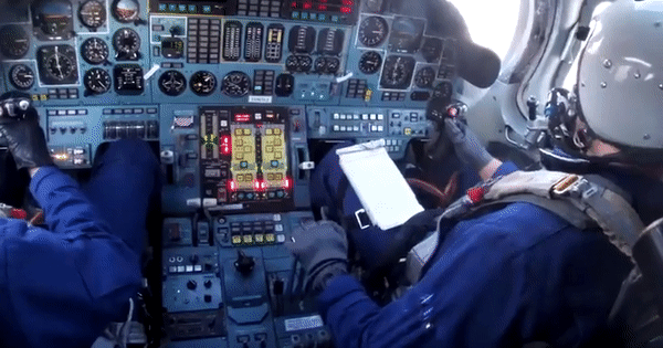 Nước này từng xuất xưởng một số máy bay Tu-160M trong giai đoạn 2002-2017, nhưng đều dựa trên những khung thân chế tạo dang dở từ trước.