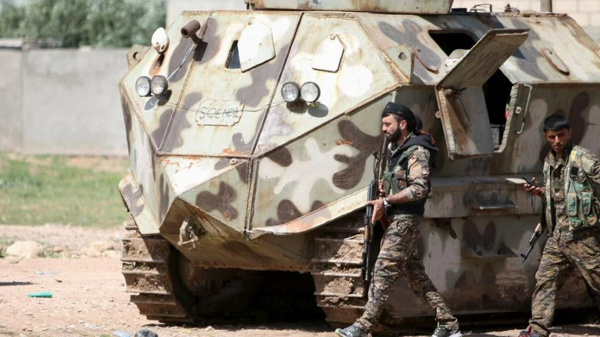 Choáng với chiếc xe tăng tự chế của các chiến binh người Kurd