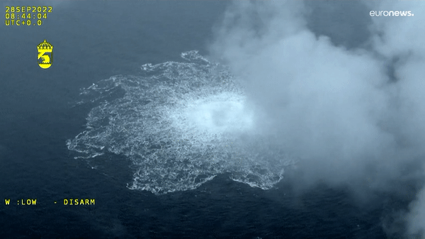 Hiện cùng với Anh thì có Na Uy đã cử lực lượng canh gác tuyến đường ống khí đốt ở Biển Bắc sau loạt vụ nổ khiến đường ống Nord Stream 1 và 2, chạy từ Nga sang Đức, bị rò rỉ gần đảo Borholm của Đan Mạch.