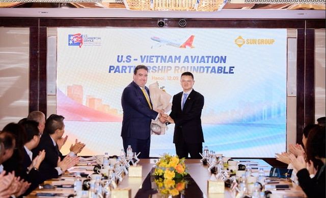 Sun Group phối hợp cùng Đại sứ quán Hoa Kỳ tại Việt Nam tổ chức Tọa đàm 11.png