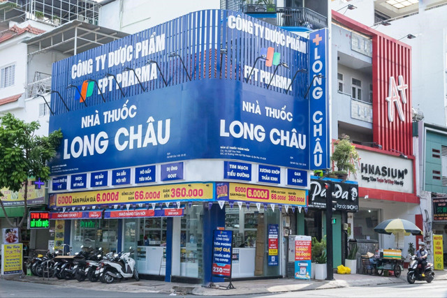 Đại Bắc Group hợp lực cùng chuỗi nhà thuốc Long Châu mở rộng mạng lưới phân phối uy tín, mang sản phẩm chuẩn hóa đến gần hơn với cộng đồng. 5.jpg