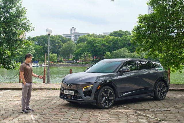 Anh Sơn đánh giá cao độ ổn định của VF 7 cũng như những cải tiến sau mỗi phiên bản cập nhật. 6.jpg