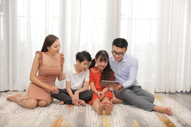 Khách hàng đồng hành cùng ngành Điện sử dụng điện tiết kiệm 3.jpg