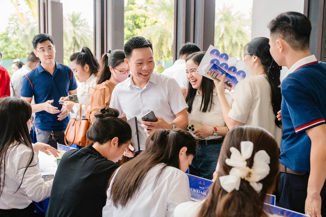 K-Park Avenue thu hút đông đảo khách hàng tới tìm hiểu và trải nghiệm nhà mẫu a3.jpg