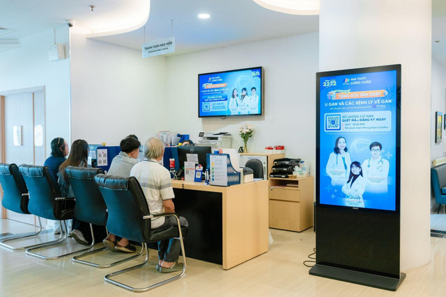 Long Châu hợp tác cùng CarePlus triển khai chương trình tầm soát sớm bệnh lý gan miễn phí. 1.jpg
