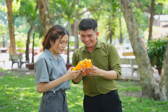 Tất cả mã dự thưởng tham gia chương trình từ 00h00 ngày 4/7 đến 23h59 ngày 2/8 đều có cơ hội trúng các giải Nhất, Nhì, Ba, Tư giá trị. 2.jpg