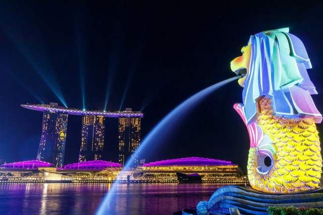 Marina Bay Sands, tượng Sư Tử Biển Merlion – hai công trình biểu tượng của Singapore. 2.jpg