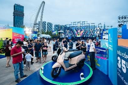 Evo Grand nhận được sự quan tâm lớn từ người dùng tại sự kiện “VinFast Xanh Fest Icon”. 1-8969.jpg
