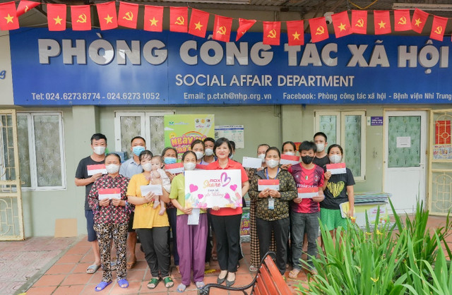 Chương trình ROX Share mang yêu thương tới Bệnh viện Nhi Trung ương. 1.jpg