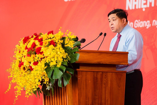 Phó Thủ tướng Chính phủ Nguyễn Chí Dũng phát biểu tại lễ khởi công 22.jpg