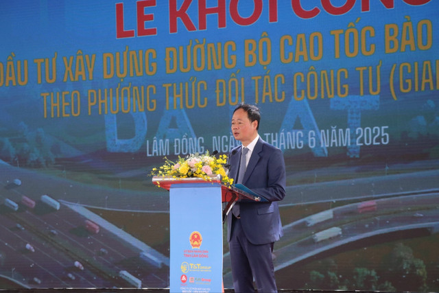 Ông Trần Hồng Thái, Phó Bí thư Tỉnh uỷ, Chủ tịch UBND tỉnh Lâm Đồng phát biểu tại sự kiện 22.jpg