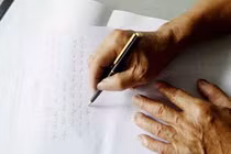 Nghi vấn di chúc của người mẹ vừa qua đời và thái độ kỳ lạ của chị dâu