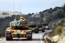 Cho hàng nghìn quân áp sát Idlib, Thổ Nhĩ Kỳ vẫn sẵn sàng đánh lớn 